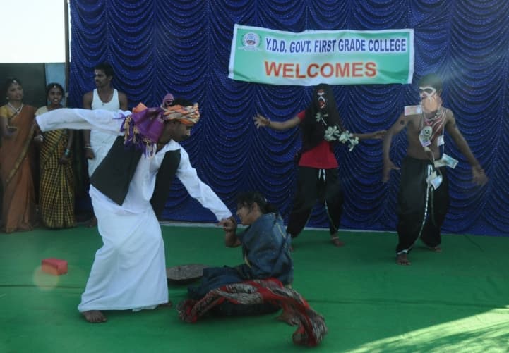 YDD Government First Grade College Hassan Cultural Events in College photo 2
